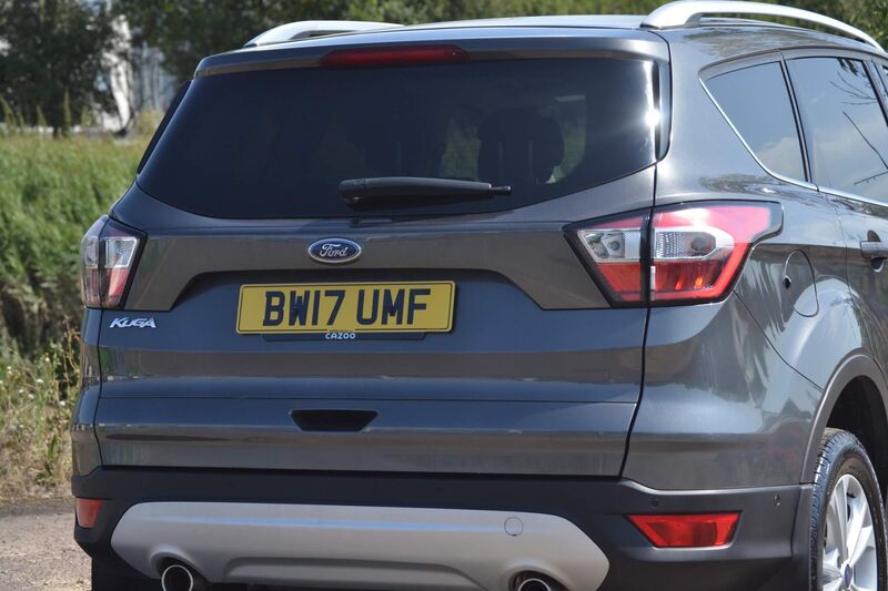 FORD KUGA