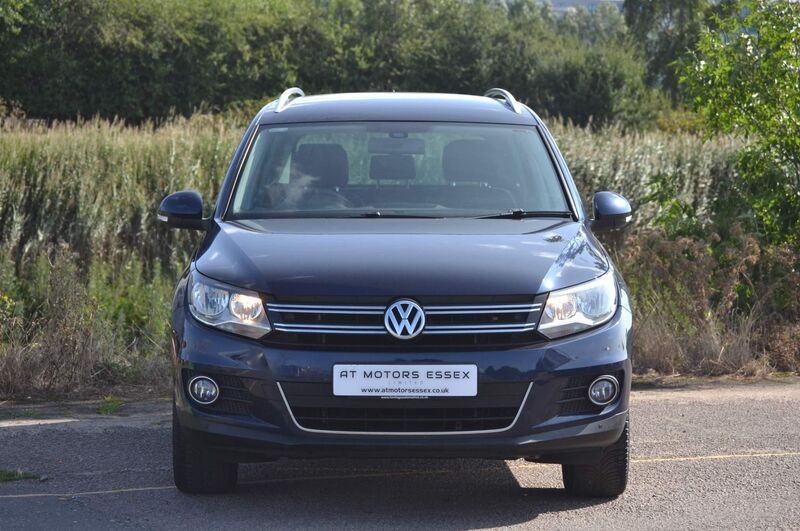 View VOLKSWAGEN TIGUAN 2.0 TDI BlueMotion Tech Match 4WD Euro 5 (s/s) 5dr