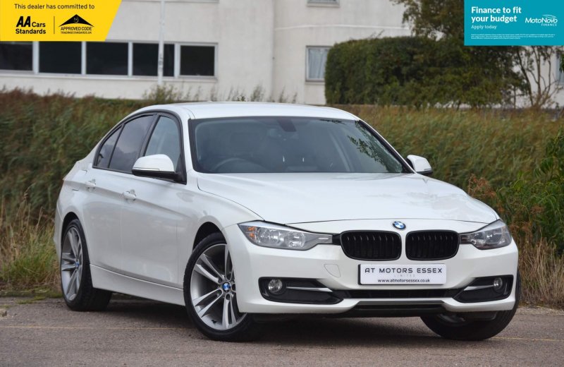 View BMW 3 SERIES 2.0 318d Sport Euro 5 (s/s) 4dr