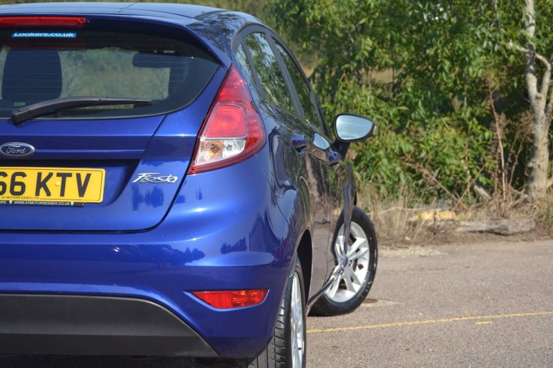 FORD FIESTA