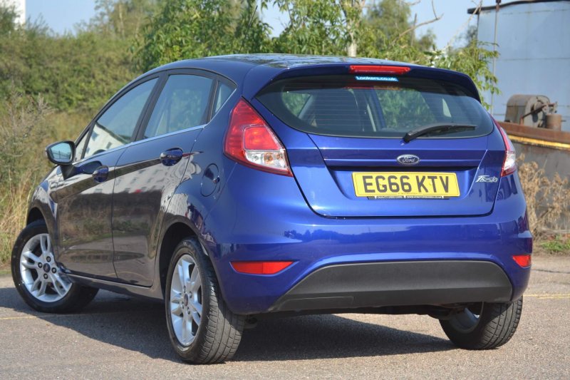 FORD FIESTA