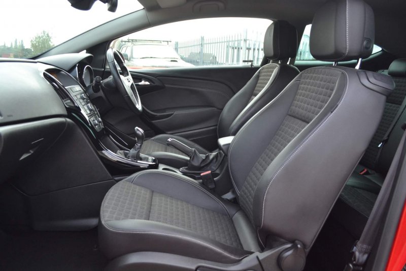 VAUXHALL ASTRA GTC
