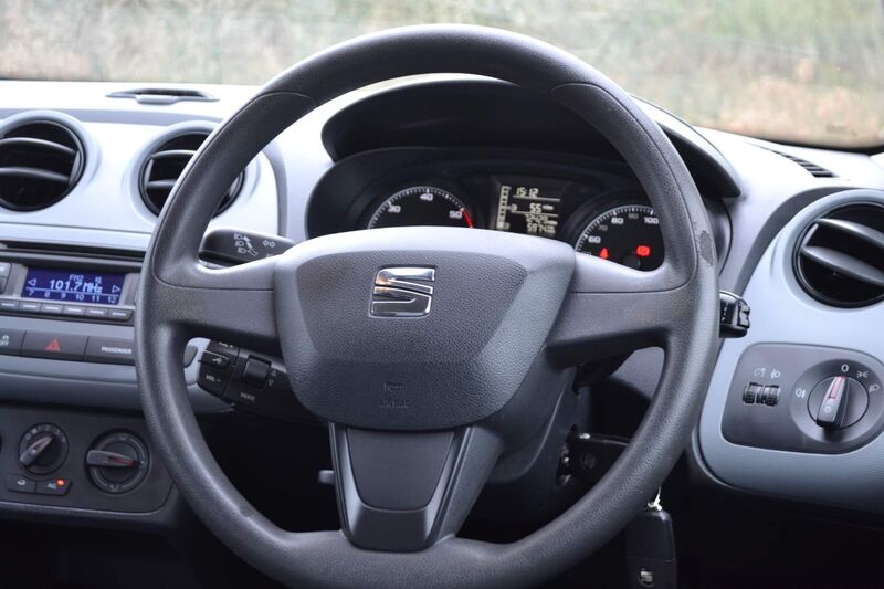 SEAT IBIZA
