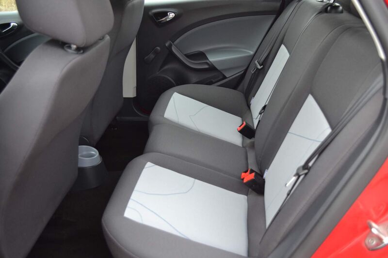 SEAT IBIZA