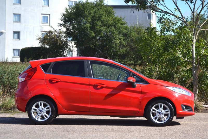 FORD FIESTA