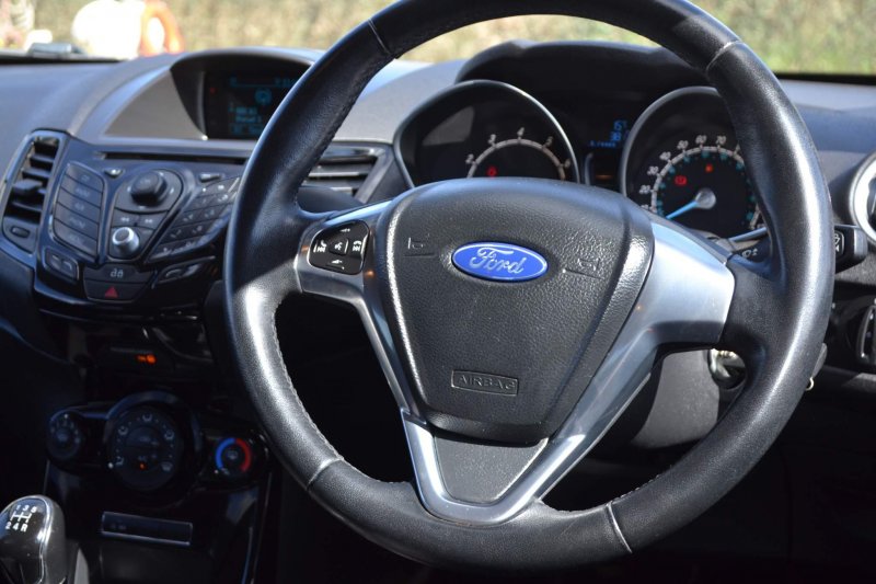 FORD FIESTA
