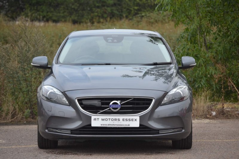 View VOLVO V40 2.0 D3 SE Lux Nav Euro 5 (s/s) 5dr