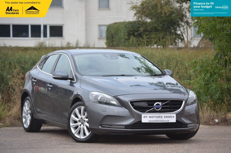 View VOLVO V40 2.0 D3 SE Lux Nav Euro 5 (s/s) 5dr