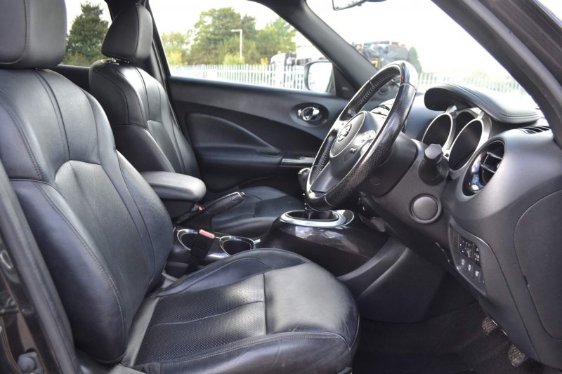 NISSAN JUKE