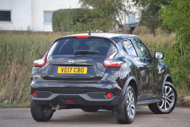 NISSAN JUKE