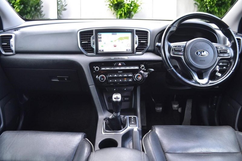 View KIA SPORTAGE 1.7 CRDi 3 Euro 6 (s/s) 5dr