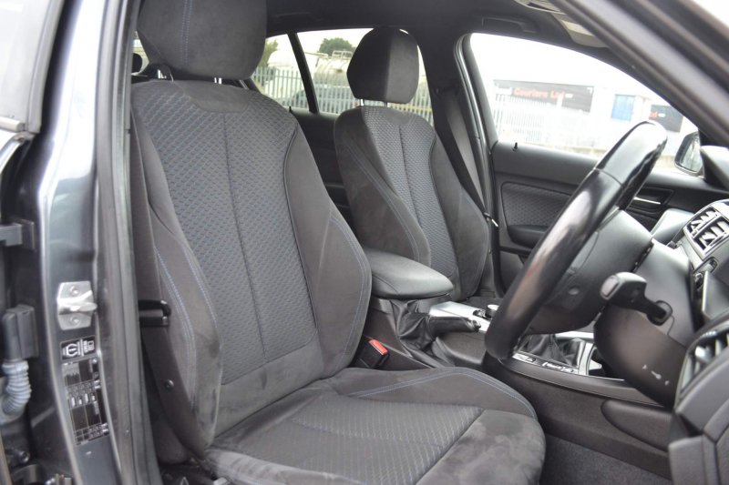 BMW 1 SERIES