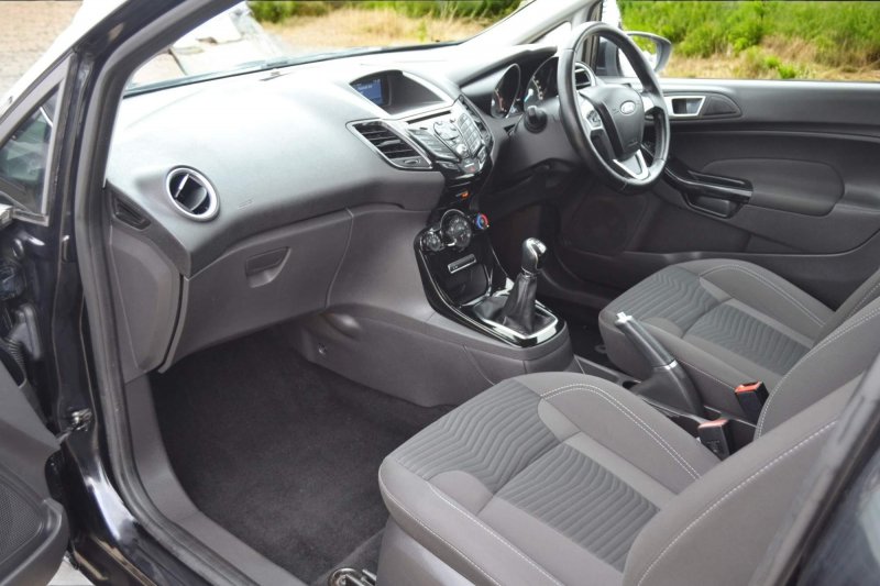 FORD FIESTA