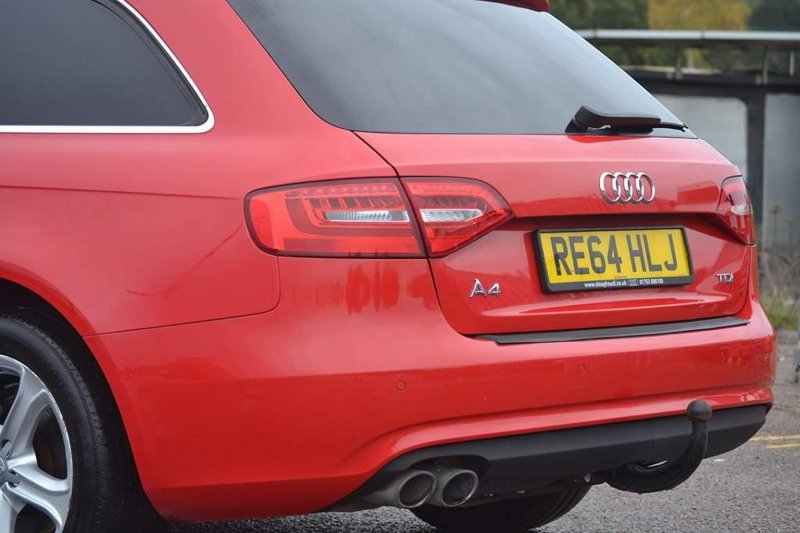 AUDI A4 AVANT