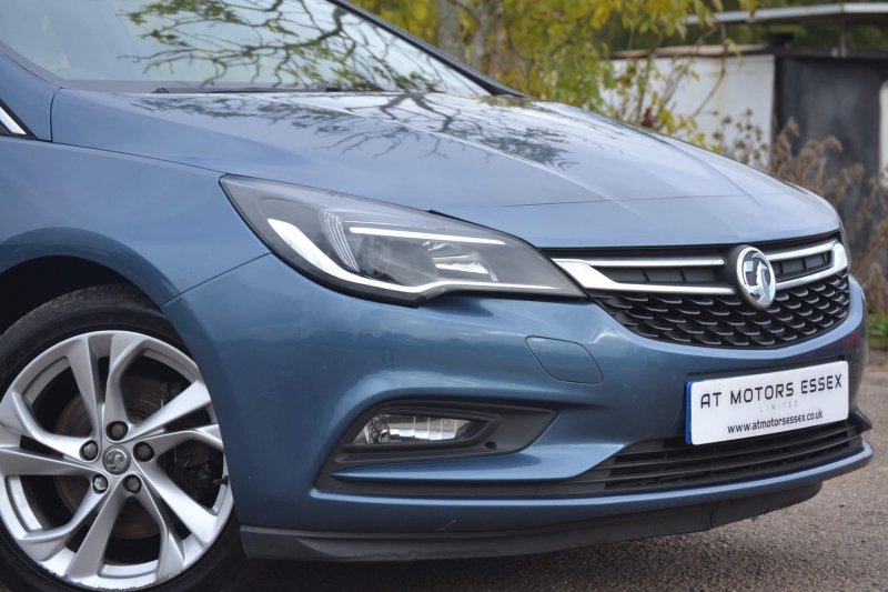 VAUXHALL ASTRA