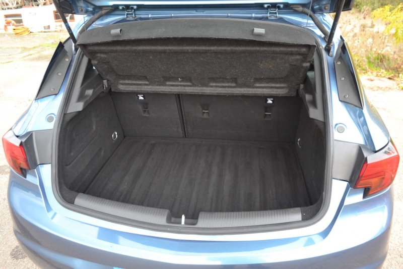 VAUXHALL ASTRA