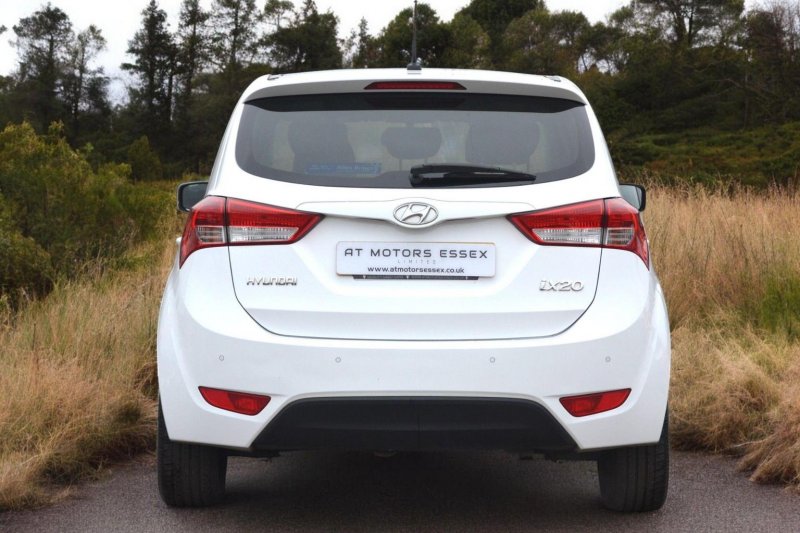 HYUNDAI IX20