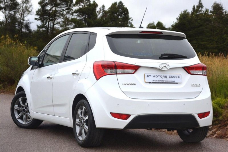 HYUNDAI IX20