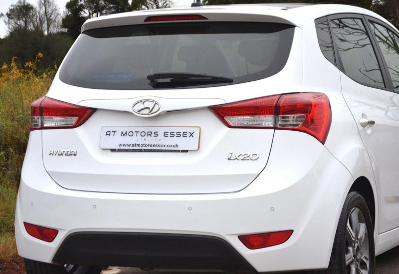 HYUNDAI IX20