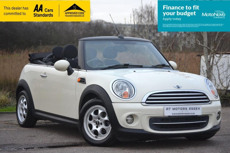 View MINI CONVERTIBLE 1.6 Cooper Euro 6 (s/s) 2dr
