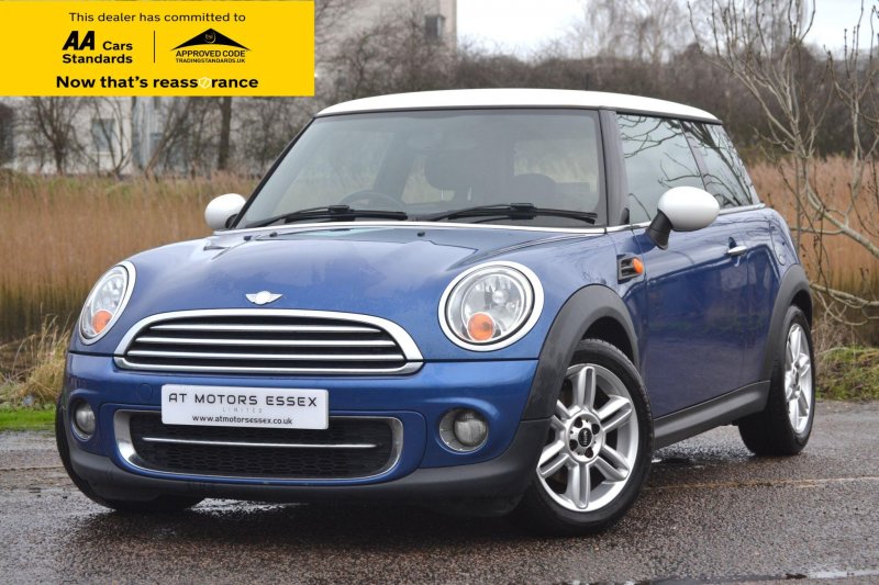 View MINI HATCH 1.6 Cooper D Euro 5 (s/s) 3dr