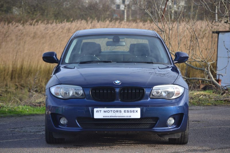 View BMW 1 SERIES 2.0 120i Sport Euro 5 (s/s) 2dr