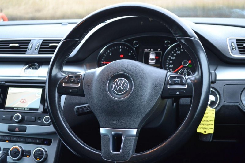 VOLKSWAGEN CC