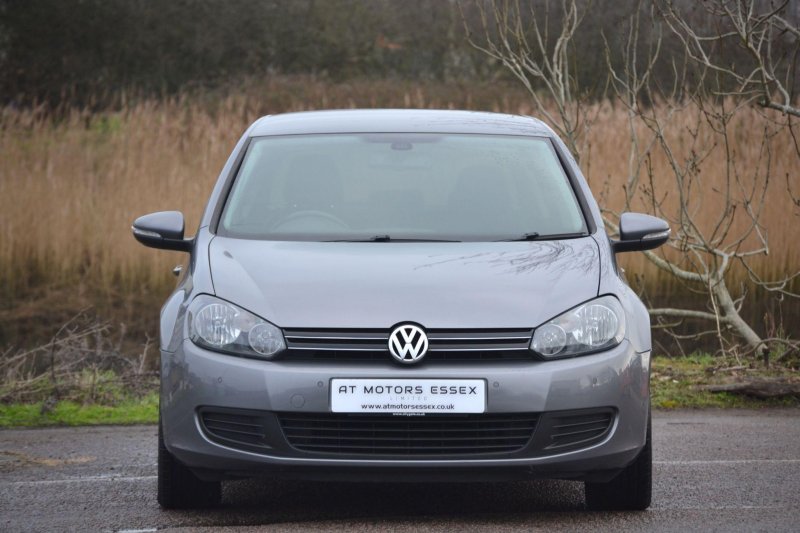 View VOLKSWAGEN GOLF 1.6 TDI Match DSG Euro 5 5dr