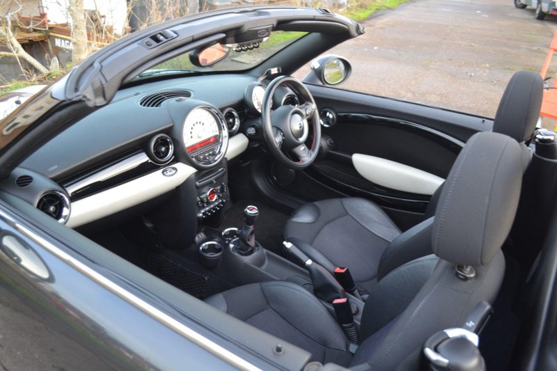 MINI ROADSTER