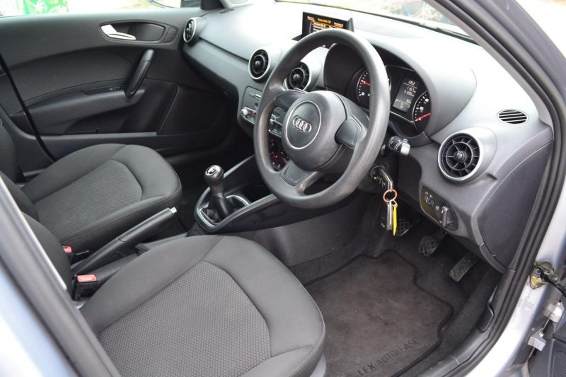 AUDI A1