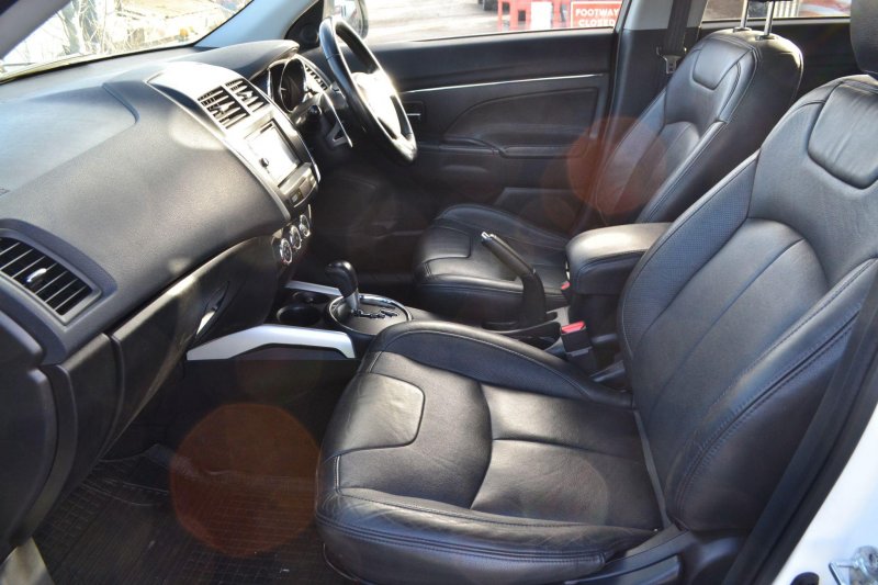 MITSUBISHI ASX
