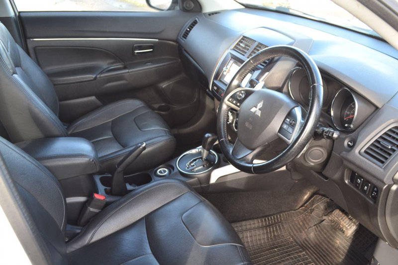 MITSUBISHI ASX