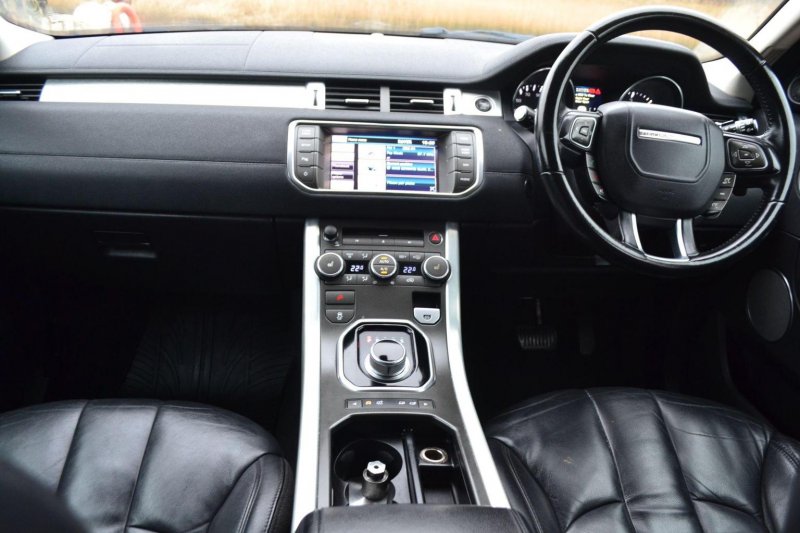 View LAND ROVER RANGE ROVER EVOQUE 2.2 SD4 Pure Auto 4WD Euro 5 5dr