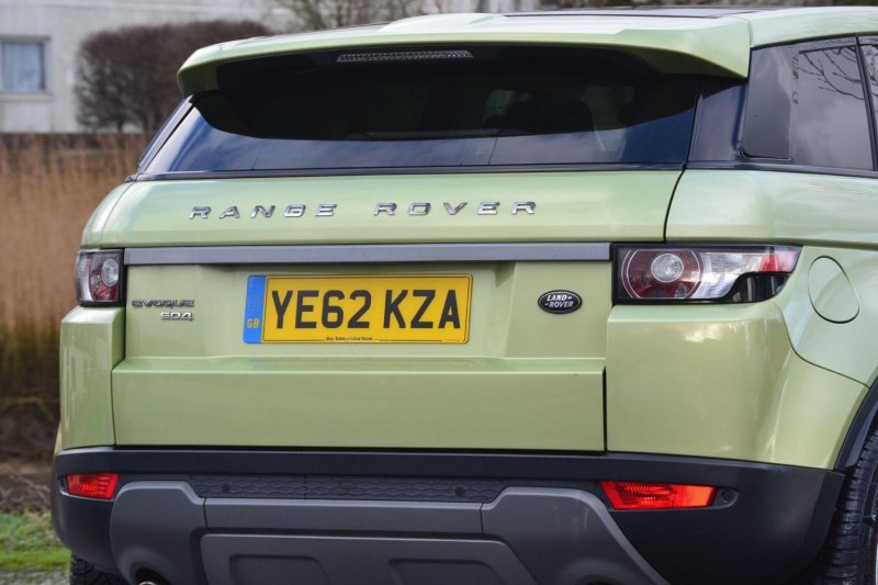 LAND ROVER RANGE ROVER EVOQUE