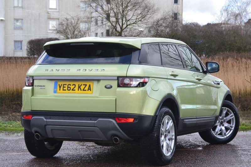 View LAND ROVER RANGE ROVER EVOQUE 2.2 SD4 Pure Auto 4WD Euro 5 5dr