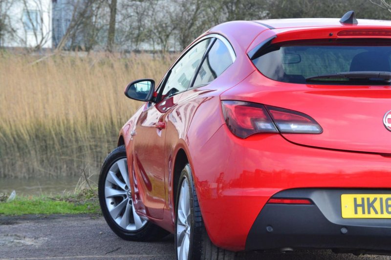 VAUXHALL ASTRA GTC