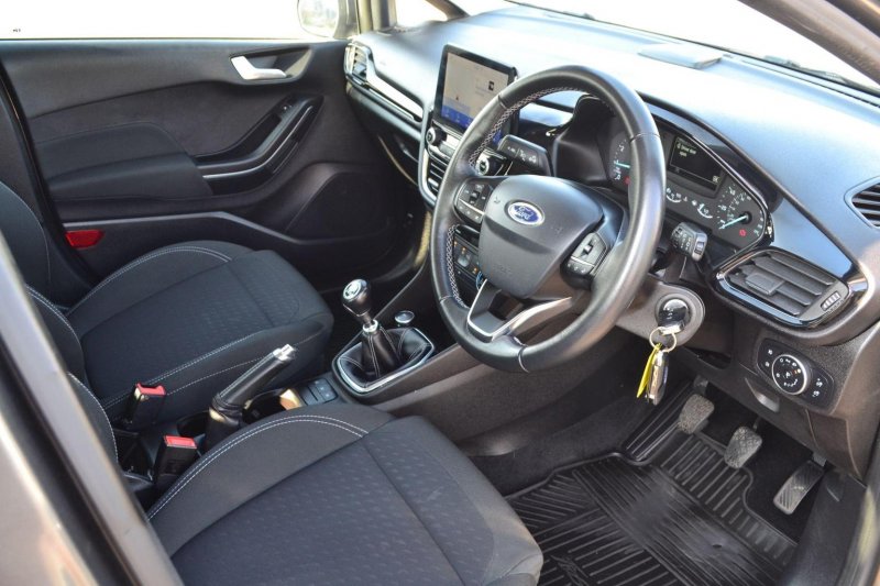 FORD FIESTA