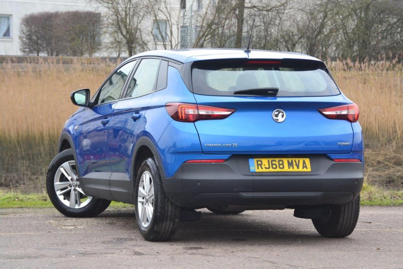VAUXHALL GRANDLAND X