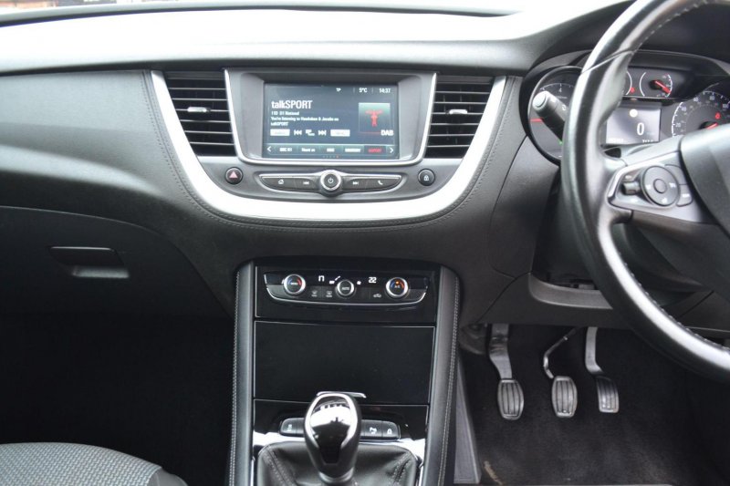 VAUXHALL GRANDLAND X