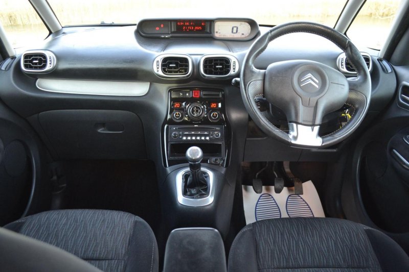 View CITROEN C3 PICASSO 1.4 VTi Exclusive Euro 4 5dr