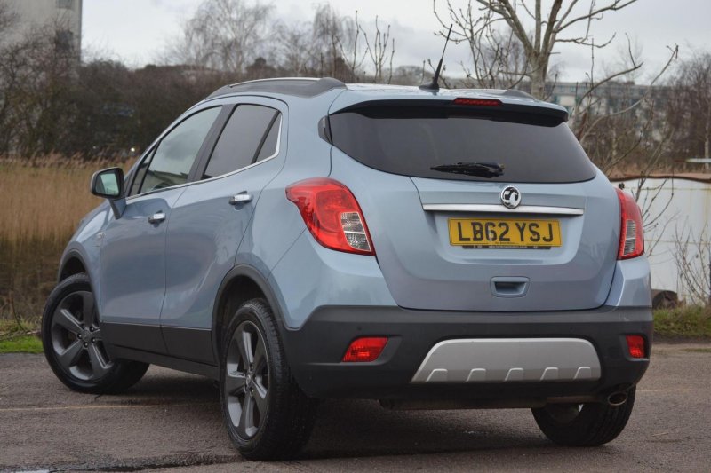 VAUXHALL MOKKA