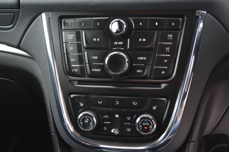 VAUXHALL MOKKA