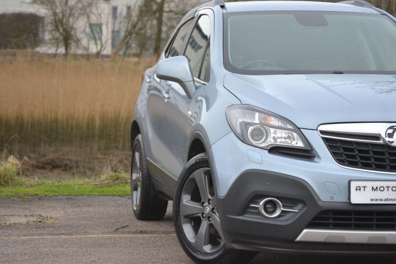 VAUXHALL MOKKA