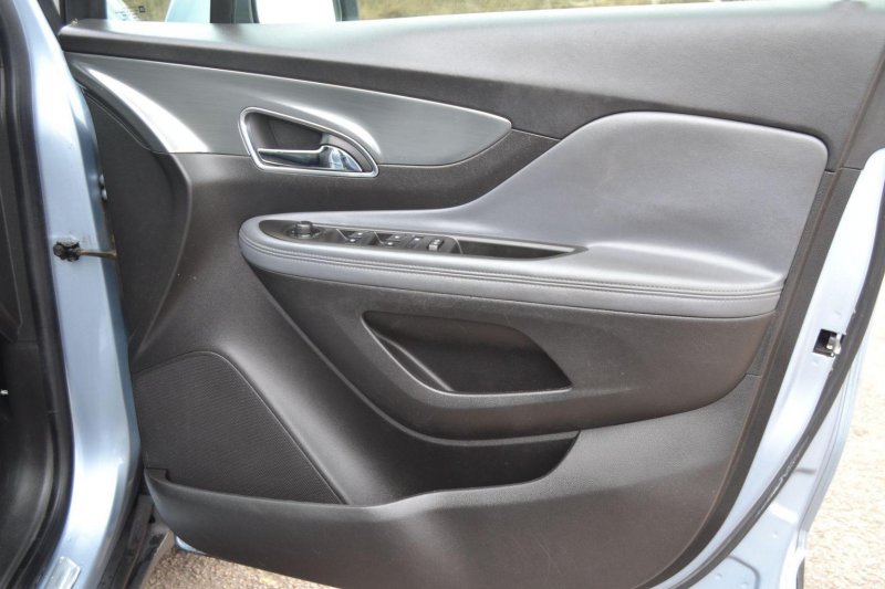 VAUXHALL MOKKA