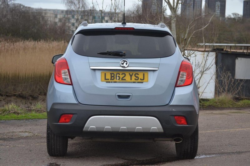 VAUXHALL MOKKA