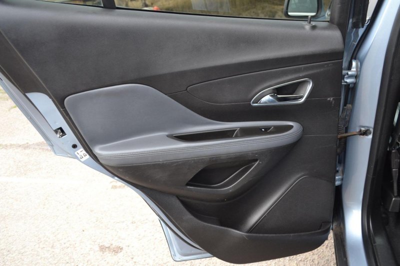 VAUXHALL MOKKA