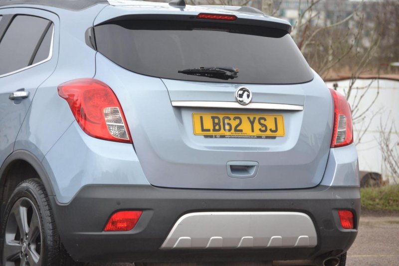 VAUXHALL MOKKA