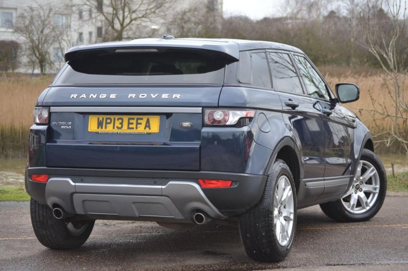 View LAND ROVER RANGE ROVER EVOQUE 2.2 SD4 Pure 4WD Euro 5 (s/s) 5dr