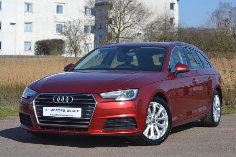 AUDI A4 AVANT