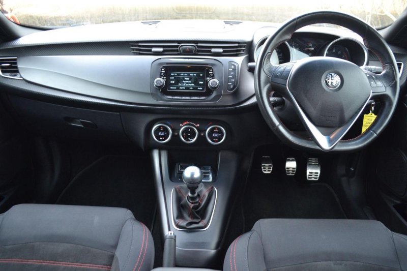 View ALFA ROMEO GIULIETTA 1.4 TB MultiAir Super Euro 6 (s/s) 5dr